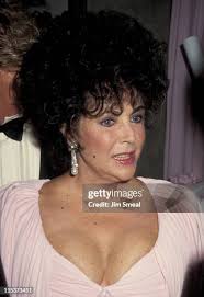 198 Elizabeth Taylor 1990 Stock Photos, High-Res Pictures, and Images