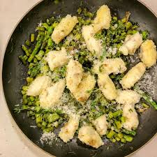 Easy Rustic Gnocchi From Jamie Oliver Quick And Easy Food On Eatlivetravelwrite Com Jamie Oliver Quick And Easy Food Jamie Oliver Quick Easy Meals