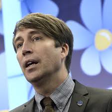 SD:s partisekreterare vill låsa in asylsökande