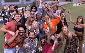 Bbb globo is a member of vimeo, the home for high quality videos and the people who love them. Bbb 21 Tem Boa Audiencia E Impulsiona Grade Noturna Da Globo