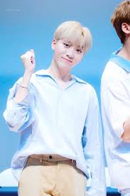 180721 seventeen ymmd fansign at s plex center 세븐틴 seventeen seungkwan boo 寛 顔 推し
