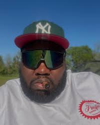 Twinin @therealtank #twin #tank #rnb #funny #music