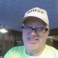 Kenny Herron's Instagram, Twitter & Facebook