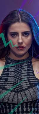 Juancho indagará a erick para conocer nuevas pistas y así ayudar a tammy a saber si el joven cantante es su hijo. La Reina Del Flow Vs La Reina Soy Yo Cual Es Mejor Tu Guia Tv