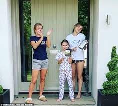 Versatile british actor, vocalist, and presenter, known for her work on television, stage, and as a judge on britain's got talent. Amanda Holden Joins Lookalike Daughters In The Weekly Clap For Our Carers Applause Sound Health And Lasting Wealth