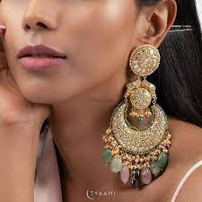 25 Heavy Earrings For Brides Who Love All Things Extravagant Heavy Earrings Big Earrings Bridal Earrings