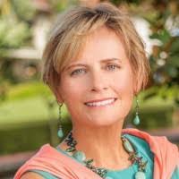 Laurie Small's Instagram, Twitter & Facebook