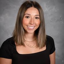 Jennifer Pitman's Instagram, Twitter & Facebook