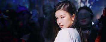 Weird Itzy Itzy Music Videos Kpop Girls
