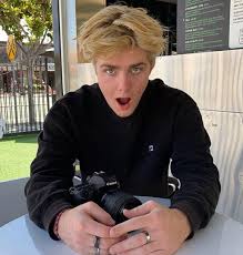 Learn details about alex warren net worth, biography, age, height, wiki. Alex Warren Net Worth Facts Warren