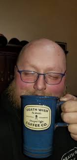 Good morning time to rise and grind.....just remember to smile and laugh  it's not that serious....have a great day everyone 🌞🌈😊👍💛