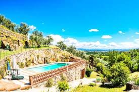 Ferienhaus Lucca Mit Pool Und Hund Erlaubt Garten Eingezaunt Ferienhaus Ferienhaus Toskana Mit Pool Ferienhaus Toskana