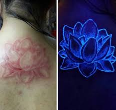 Veja mais ideias sobre tatuagens, tatuagem, tatoo. 49 Awesome Glow In The Dark Tattoos Visible Under Black Light Bored Panda