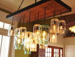 The holder elegantly holds the mason jar in position and can make it easier for you to remove and light it up. 18 Cool And Amazing Diy Mason Jar Light Projects For Homes Sawshub