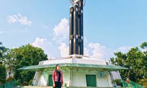 Jika anda ingin menikmati wisata air terjun di pontianak, maka anda bisa berkunjung ke air terjun riam merasap. 15 Objek Tempat Wisata Di Pontianak Mei 2021 Daerah Pantai Singkawang Kalimantan Barat Dan Sekitarnya Bersejarah Jejakpiknik Com