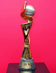 Face aux incertitudes liées à la pandémie de coronavirus, world rugby a confirmé que l'édition 2021 de la coupe du monde féminine aura. Le Trophee De La Coupe Du Monde Feminin Coupe Du Monde Coupe Du Monde Foot Coupe Du Monde Feminine