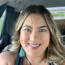 Jasmine Peck's Instagram, Twitter & Facebook