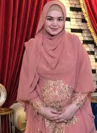 Nak share sikit,pendapatan saya makin bertambah setiap hari dengan kuih deram ni. Penyanyi Dato Siti Nurhaliza Umum Hamil Anak Sulung 4 Bulan Sensasi Selebriti
