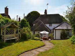 Edwards, oxford, england @kristy lumsden lumsden lumsden lumsden lumsden kibler how did we miss this gardens | aberglasney gardens is one of the finest gardens in wales. Yew Tree Cottage In Farnham Near Blandford Forum Dorset Book Online Hoseasons