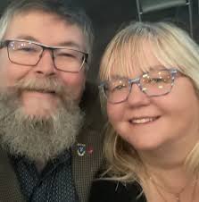 Hi all! what are the best parks for waterfront campsites?