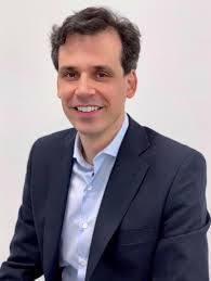 Vodafone nombra director territorial en Andalucía y Extremadura a Rafael  Alcaide