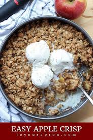 Easy Apple Crisp Gooey Warm And Slightly Crunchy Apple Crisp Is The Perfect Easy And Light Dessert For Fall Bes Apple Crisp Easy Apple Crisp Easiest Apples