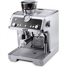 Dipatenkan oleh angelo moriondo pada tahun 1884, kopi ini sudah mengalami perkembangan dengan berbagai inovasi penyajian. Memulai Usaha Cafe Panduan Memilih Mesin Kopi Cafe