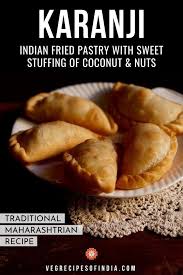 Karanji Indian Fried Pastry With Sweet Coconut Nut Stuffing In 2020 Recipes Dry Snacks Food