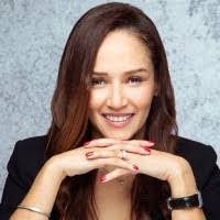 Chris Hartlage's Instagram, Twitter & Facebook