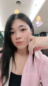 第一次来到KL 上课🛫 飞机虽然迟到三小时💗 但还是满满的兴奋与期待🌸 很感恩能够走进Newme 的课堂🚀 一切的等待，都是值得的成长#