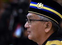 Mohamad ariff md yusof was removed by the perikatan nasional government during yesterday's parliamentary sitting through a motion brought by the prime minister. Mohamad Ariff Quit From Amanah Before Speaker Submission The Star
