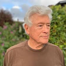 Jerry Weeks's Instagram, Twitter & Facebook