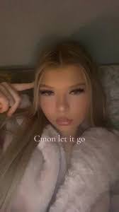 Katelyn Rowley's Instagram, Twitter & Facebook