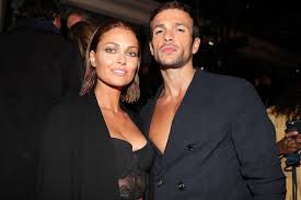 Ce samedi, les stars encore en lice dans « danse avec les stars » ont dû relever un défi de taille : Dals Les Mots Tendres De Caroline Receveur Apres L Elimination D Hugo Philip