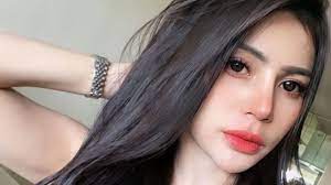 Model seksi tisya erni membongkar isi chat dan kedekatannya dengan komedian sule sebelum sule memutuskan untuk menikah dengan nathalie holscher. Yh Kr J1jzx4em