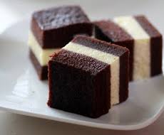 Anda pasti tak menyesal mencubanya. Resepi Kek Coklat Lapis Cheese Kukus Sedap Blogopsi