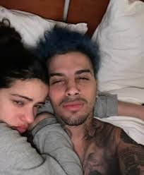 Jillian Calvert's Instagram, Twitter & Facebook