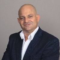 Real estate agents in zip code 33172