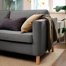 Für einen modernen einrichtungsstil kombinieren sie am besten ein sofa in schwarz oder grau mit möbeln in weiß. Parup 2er Sofa Vissle Grau Ikea Deutschland