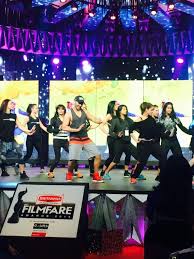 Image result for FilmFare 2015; ShahRukh & Ranbir Performing Funny