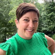 Carla Barron's Instagram, Twitter & Facebook