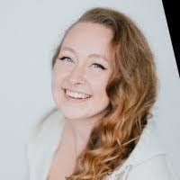 Melissa Chamness's Instagram, Twitter & Facebook