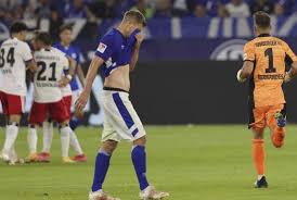 Holstein kiel invite schalke in their world: Itwu8zmxn8ib8m