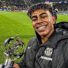 Ver a Lamine Yamal siendo MVP del partido y no apoyar te da 10 años de mala  suerte.