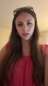 Tess Rossignol (@rossignol.tessa)