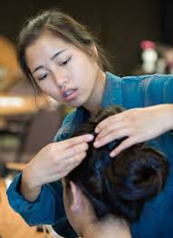 Staging 'Hairspray' takes high hair and sturdy sets