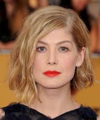 Rosamund Pike Hairstyles And Haircuts