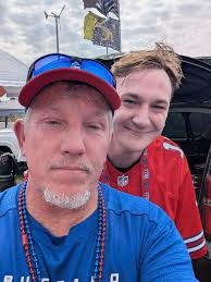 Couldn't get any better. Go Bills पक จาวย نسعم ምር STTE NFL ILLS Warkrs ide  повтра ロスッー জत 17 i4P الر 四