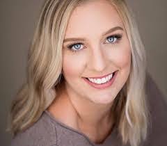 Elena Flint's Instagram, Twitter & Facebook