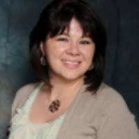 Stephanie Bundy's Instagram, Twitter & Facebook